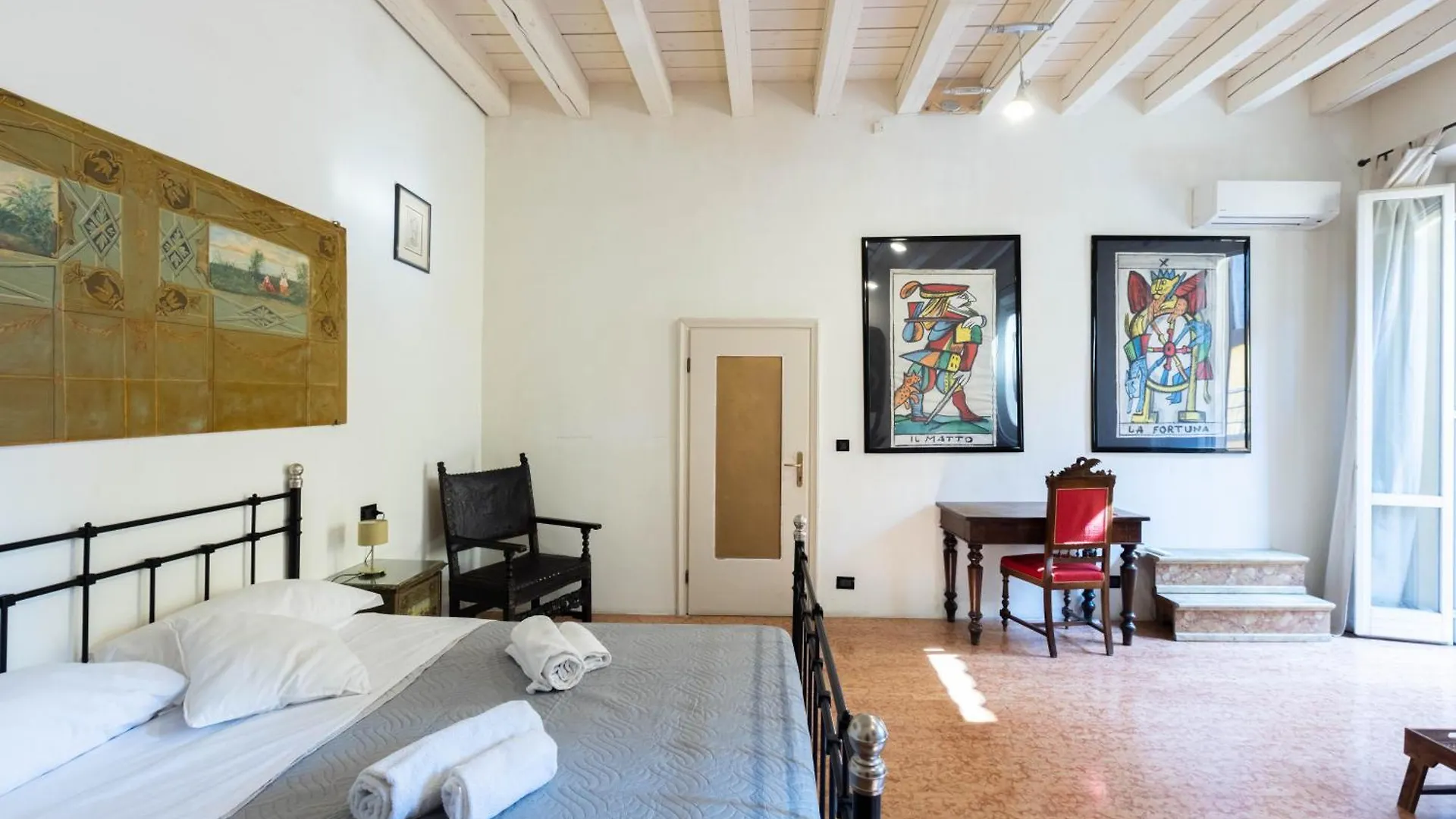 Le Stanze Nel Ghetto, Bologna By Short Holidays Guest house