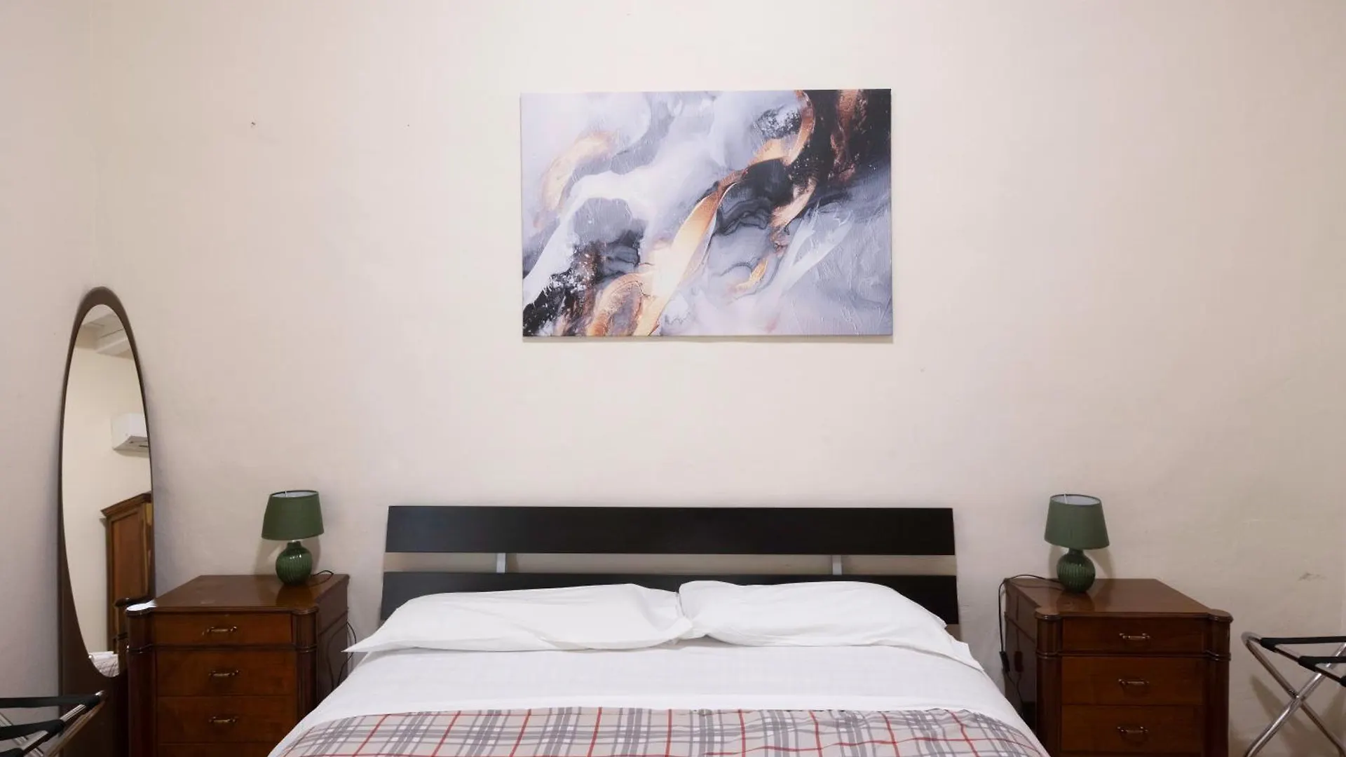 Le Stanze Nel Ghetto, Bologna By Short Holidays Italy