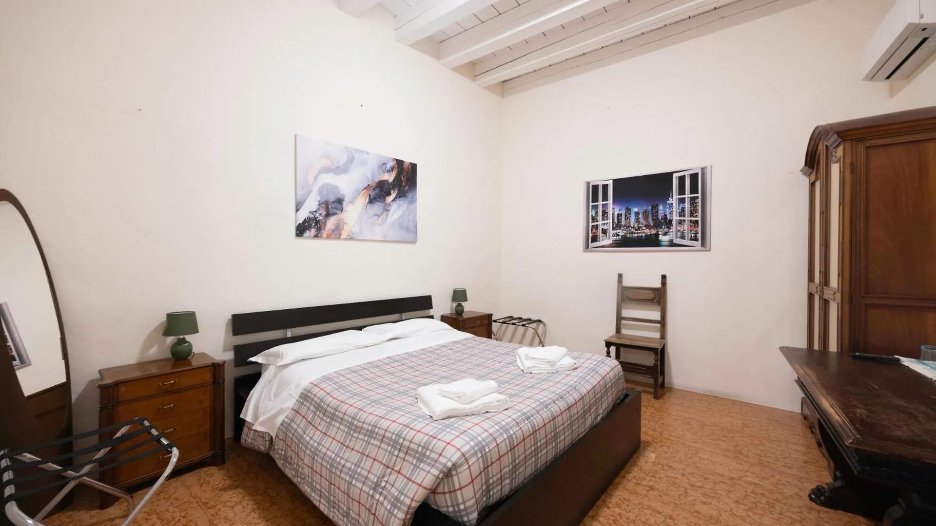 Le Stanze Nel Ghetto, Bologna By Short Holidays