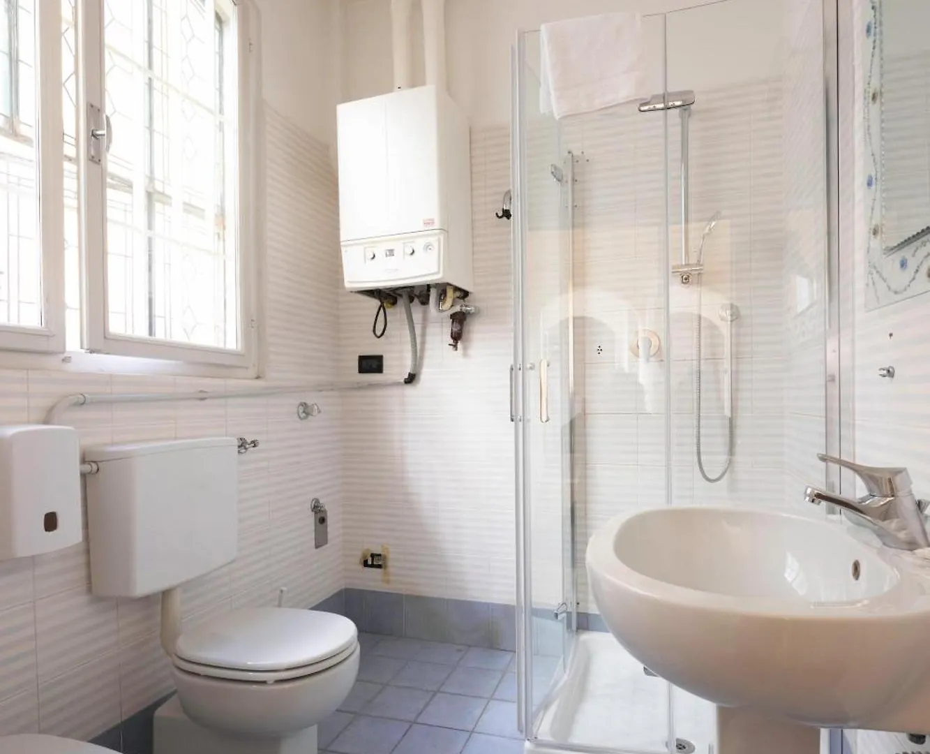 Guest house Le Stanze Nel Ghetto, Bologna By Short Holidays Italy